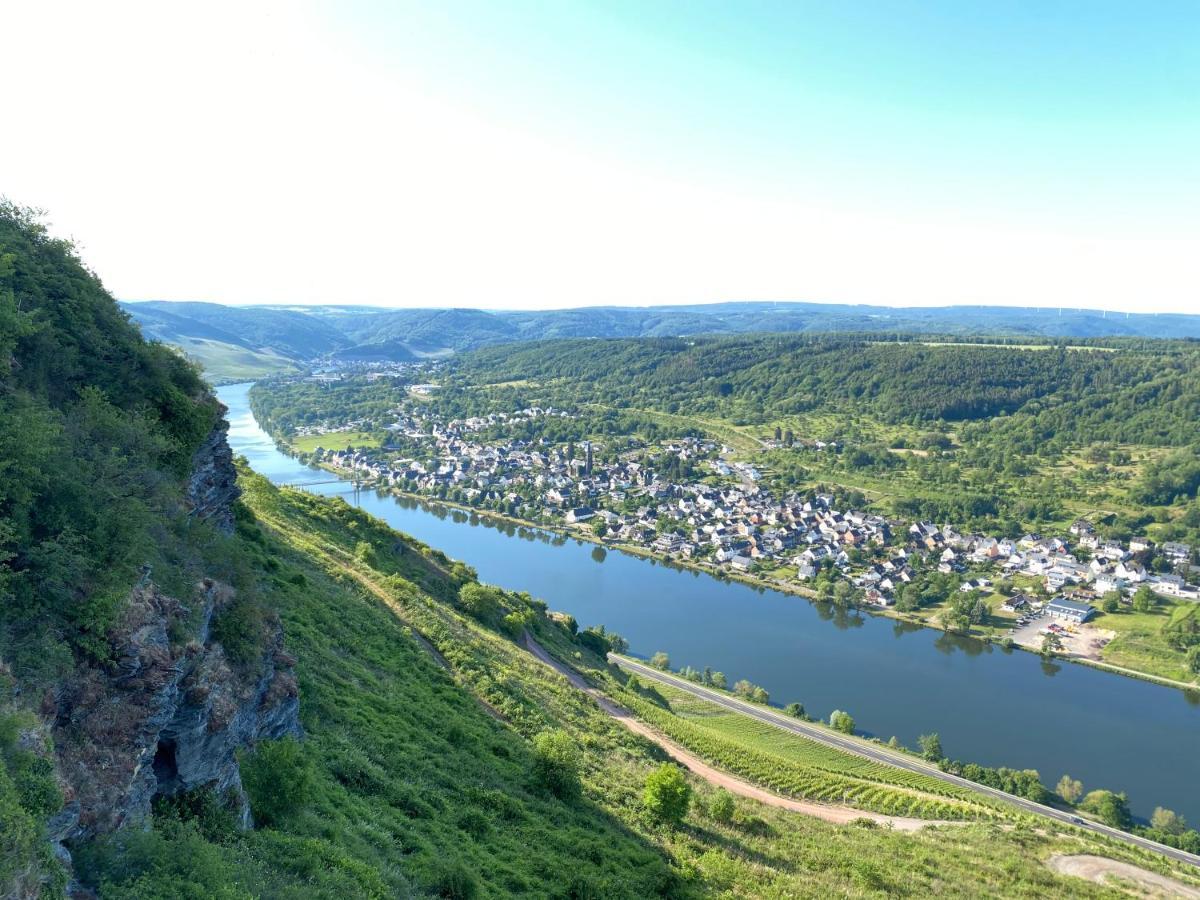 Ferienwohnungen Und Gaestezimmer Peter Busch Verbandsgemeinde Verbandsgemeinde Bernkastel-Kues Buitenkant foto